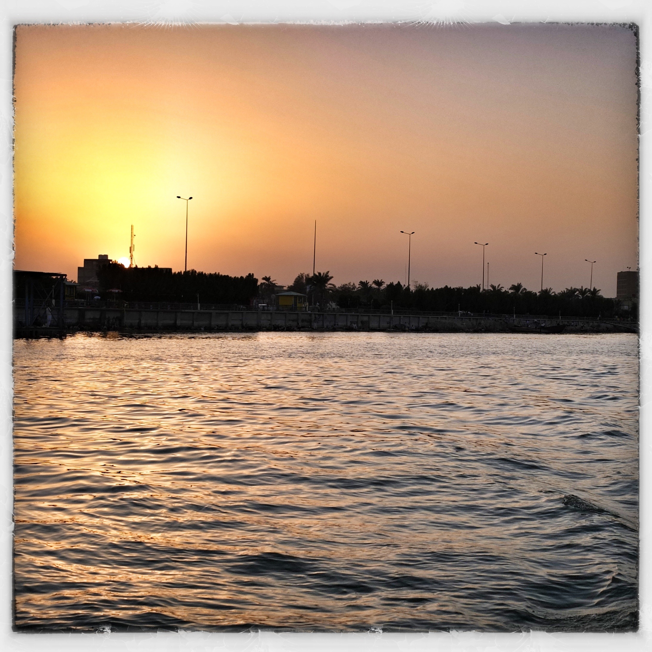 Sunset over Basrah 20121014-192846.jpg